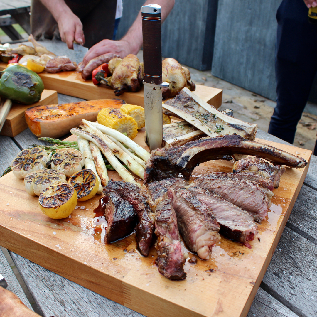 entrecot beef bakken grillen op staal plancha bbq